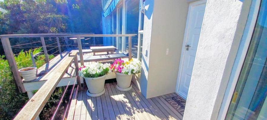 To Let 2 Bedroom Property for Rent in Bakoven Western Cape